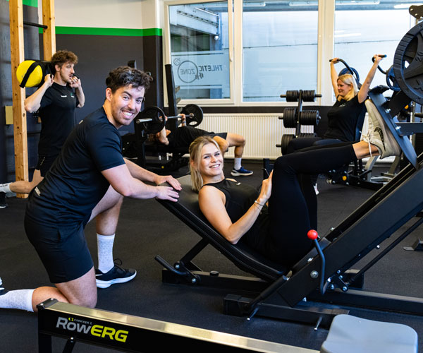 Athletic Training bei Wir bewegen Tirol im Fitnessstudio in Innsbruck